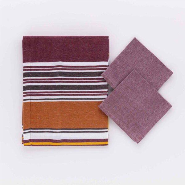 Stripe runner con tovaglioli