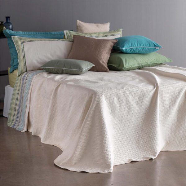 Caley quilt in satin - immagine 3